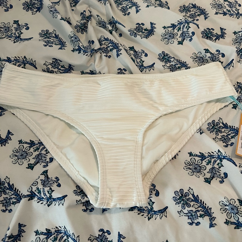 Kona Sol white textured swim bottom